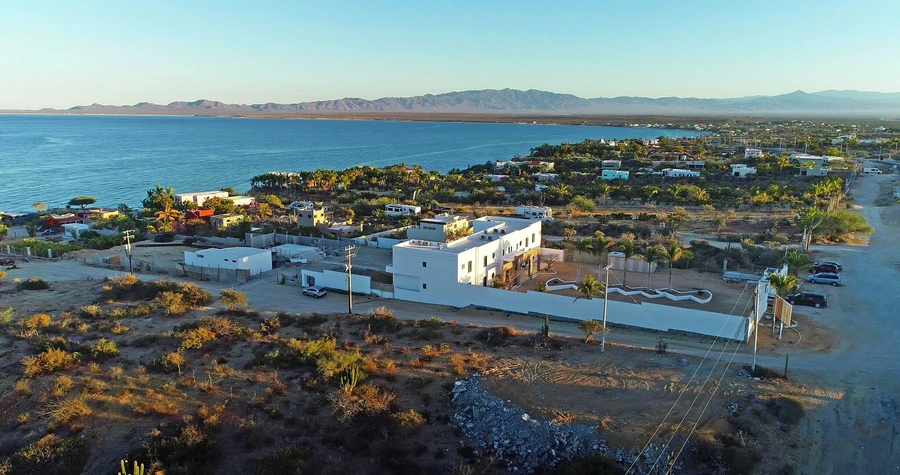 Corredor Isla Cerralvo, Costa De La Vela, La Paz