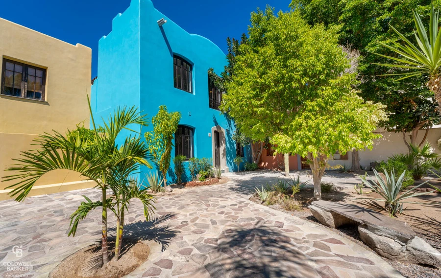 Calle Tait, Founders 181, Loreto