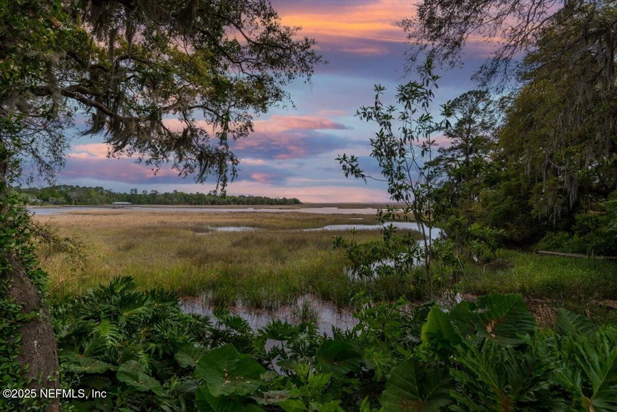 15489 Cape Drive N, Jacksonville, Fl 32226