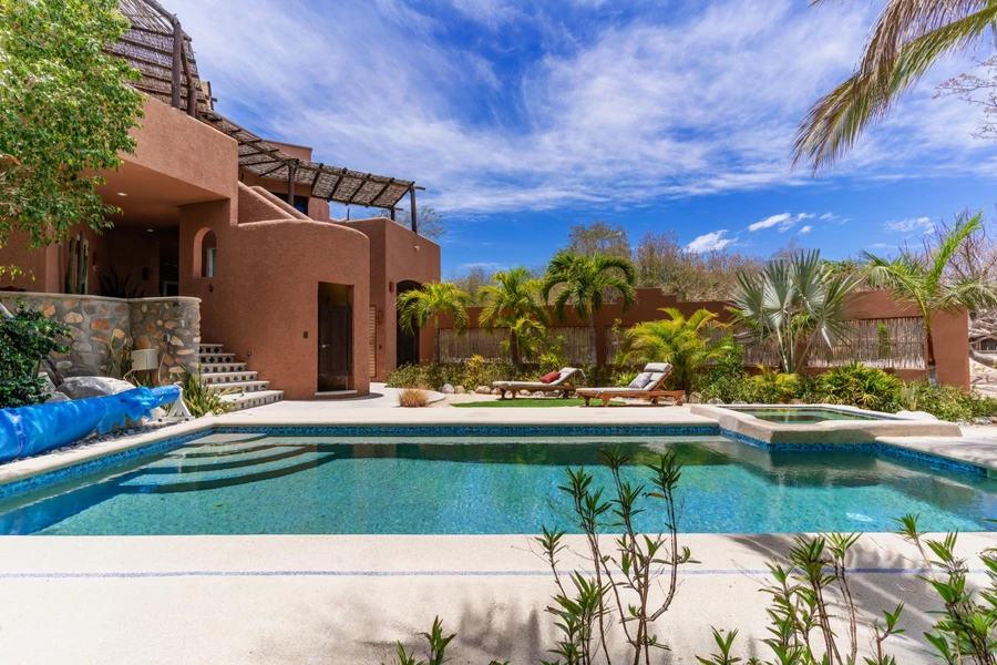 Casa Silverado, East Cape