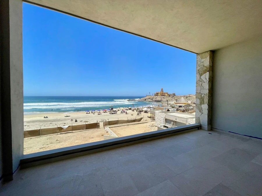 Sole Beach Front, Pacific