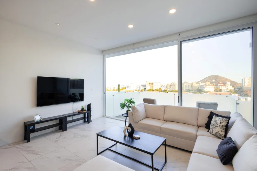 Golondrina, Ph Marea, Cabo San Lucas