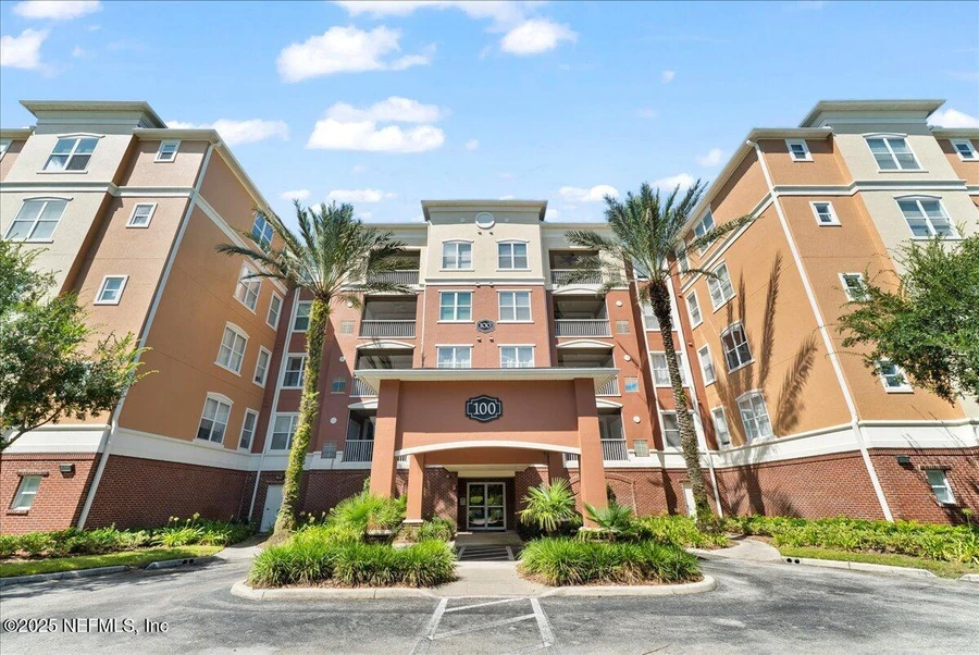 4480 Deerwood Lake Parkway, 131, Jacksonville, Fl 32216