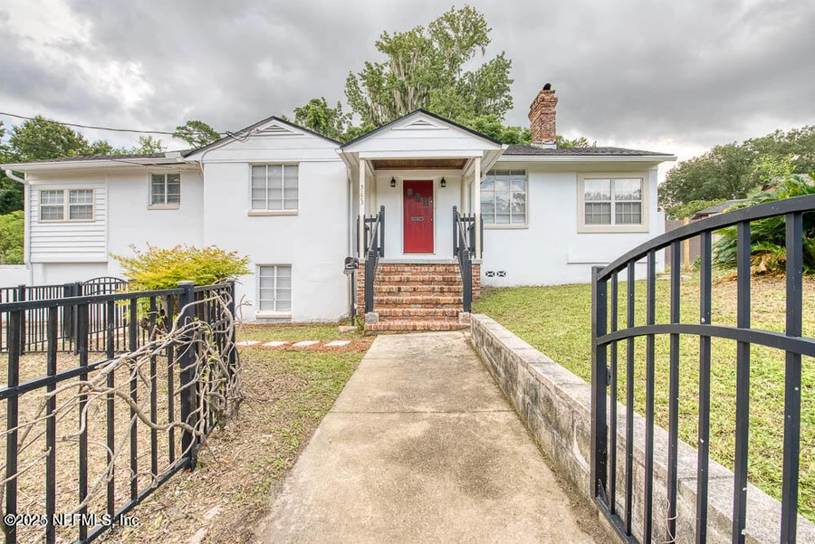 3173 St Augustine Road, Jacksonville, Fl 32207