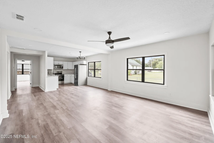 705 Bay Street, Green Cove Springs, Fl 32043