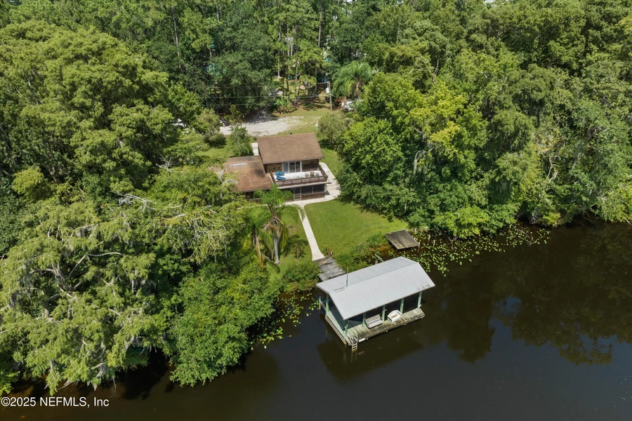 145 Finnigan Road, Satsuma, Fl 32189