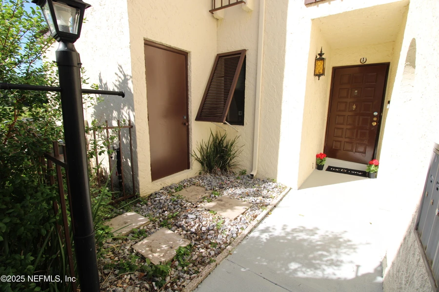 600 Domenico Circle, F-1, St. Augustine, Fl 32086