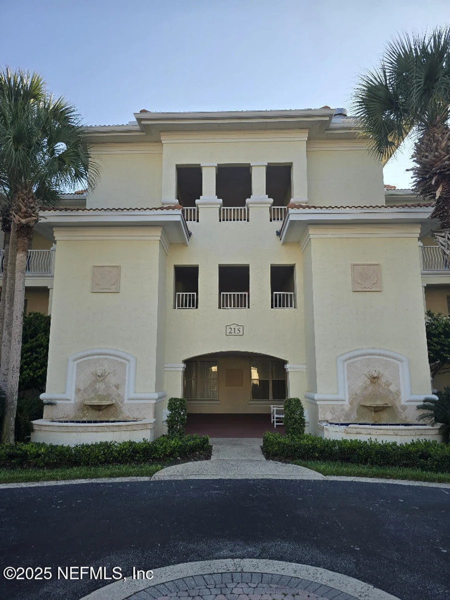 215 S Ocean Grande Drive, 302, Ponte Vedra Beach, Fl 32082