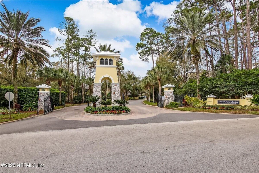 1800 The Greens Way, 1908, Jacksonville Beach, Fl 32250