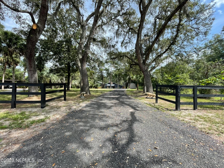 703 Arthur Moore Drive, Green Cove Springs, Fl 32043