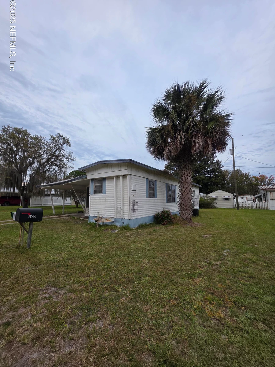 104 Lemon Trail, Crescent City, Fl 32112