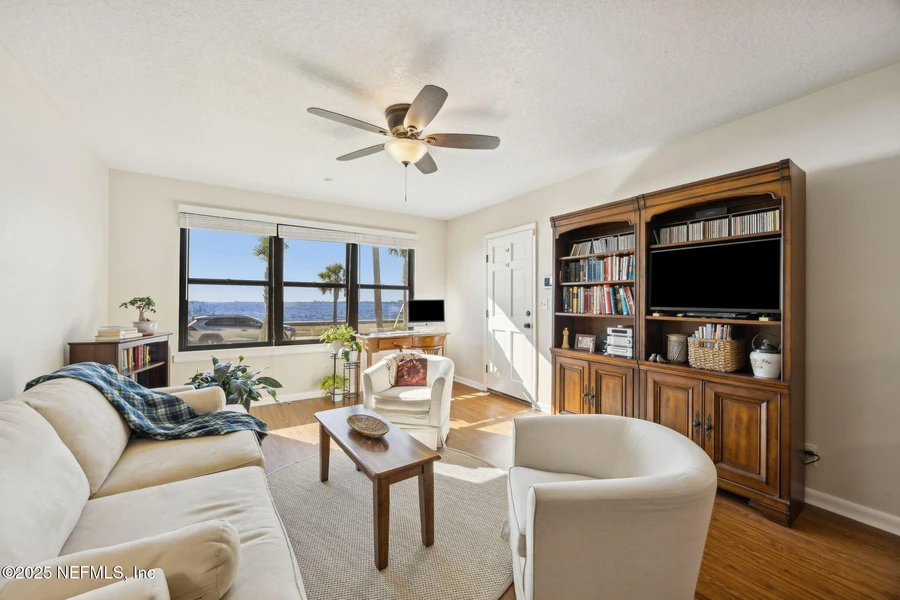 1789 River Road 2, Jacksonville, Fl 32207