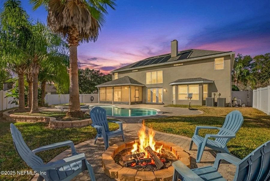 10584 Creston Glen Circle E, Jacksonville, Fl 32256