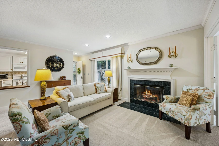 4512 Middleton Park Circle W, Jacksonville, Fl 32224