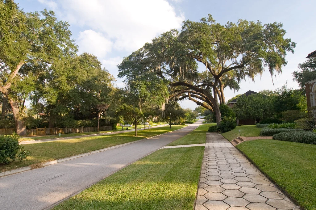 Exclusive 3 Bed Home For Sale in Jacksonville with Walk-in Closets
